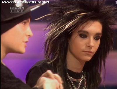 bill ki pensse il et mignion kan il pensse non?